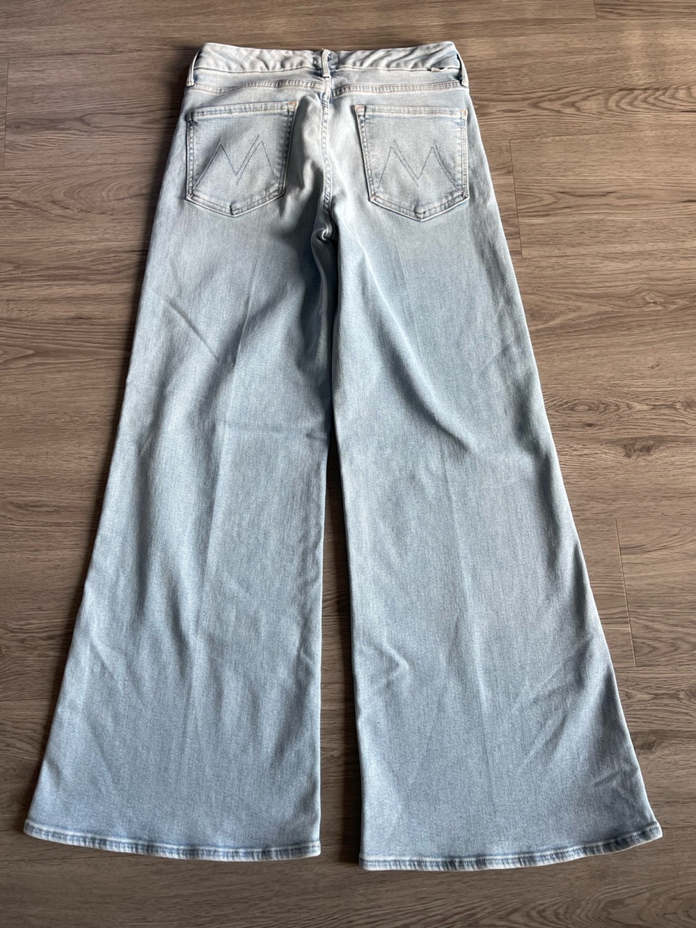 Mother jeans The Roller Sneak Balls in your court - Picture 5 of 10